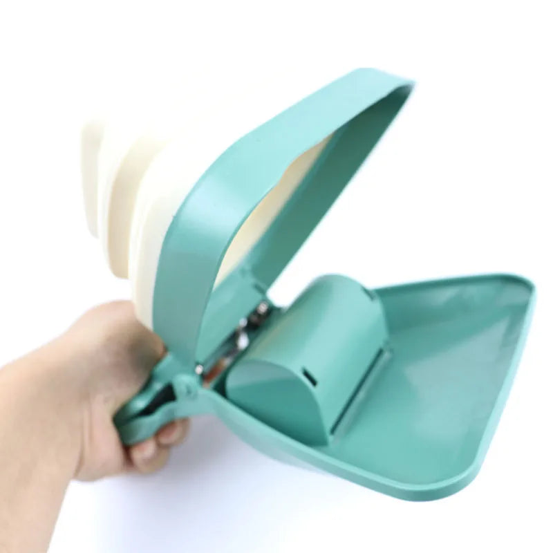 Pelle à Déjections Pliable pour Chien – Ramasse-Crottes de Voyage avec Rouleau de Sacs Biodégradables